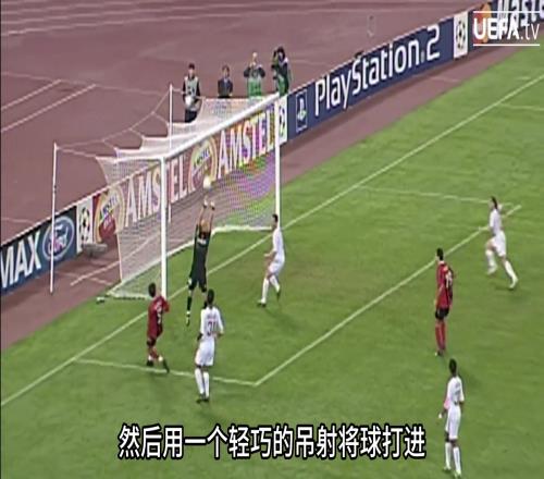踢球可以不出汗盘点潇洒哥的八大优雅进球!