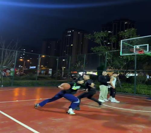 這個妹子節(jié)奏是真不錯，看得出來有練