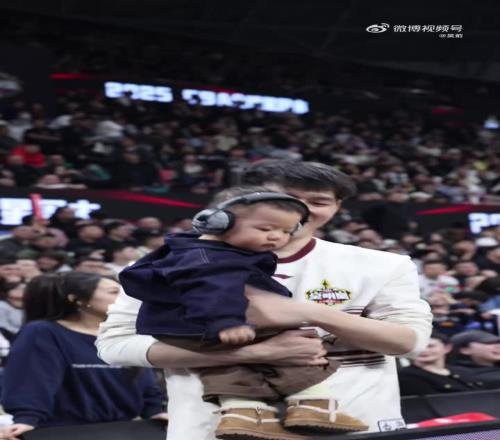 吳前：我的第九次全明星，糕總的第一次全明星！很難忘很開心！