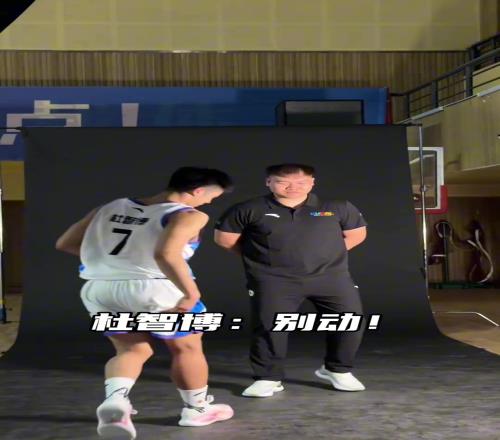 谁也没有离开谁，只是换了一种身份！