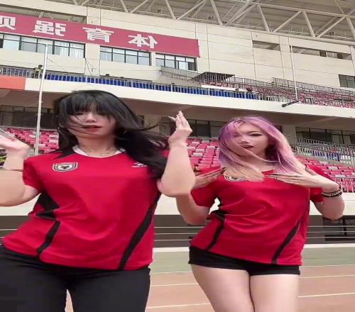 兄真喜!陕西联合足球宝贝