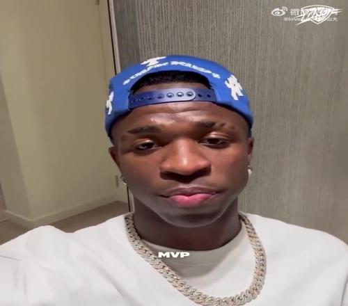 跨界联动!皇马巨星维尼修斯拍视频祝贺SGA拿到MVP!