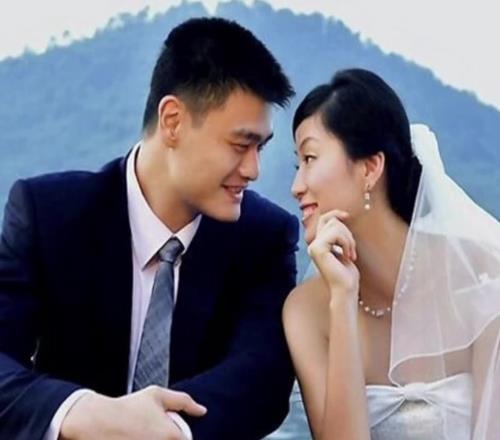 杨毅讲姚明与叶莉的爱情故事:当年姚明为追到叶莉也是下足了功夫