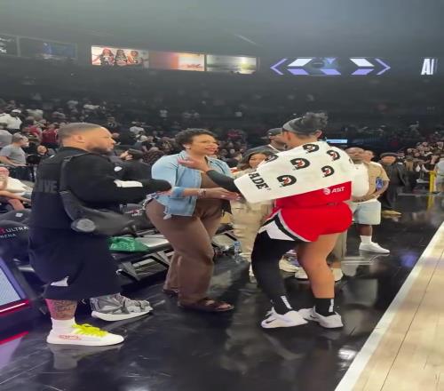 利拉德範德比爾特阿德巴約現身洛杉磯觀看wnba