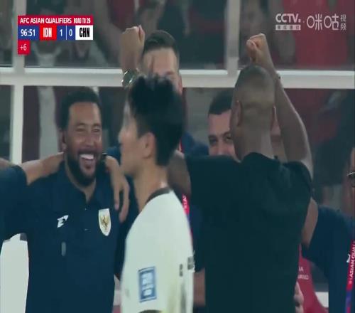 全场哨响,詹俊:国足败走雅加达,提前一轮无缘世界杯