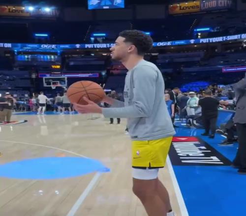 判若两顿!NBA官方赛前曾晒哈利伯顿22秒底角三分7连中