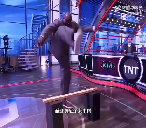 别的球星来中国是为了赚钱，而奥尼尔却一心想要学习国粹