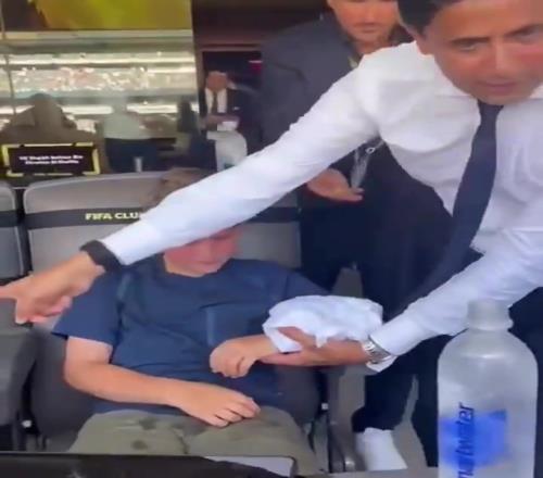 納賽爾還會包紮皇馬巴黎比賽期間小球迷受傷，納賽爾簡單治療