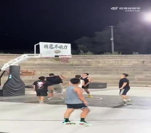 中國艾弗森！從外形到動作，簡直是一模一樣！
