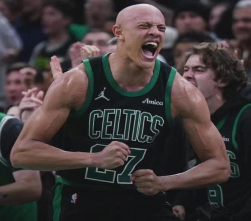 這個27號光頭，就是你們說的塔圖姆吧