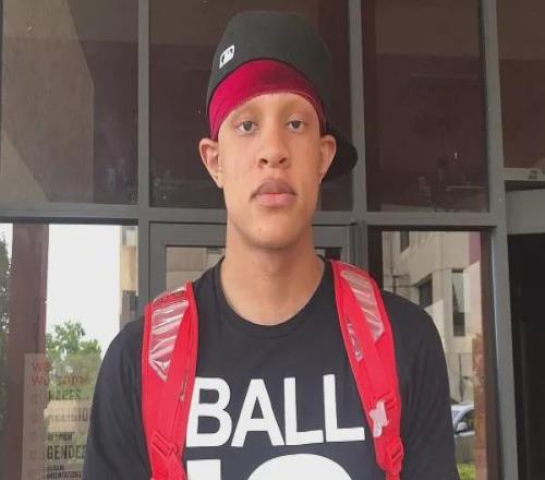 這個27號光頭，就是你們說的塔圖姆吧