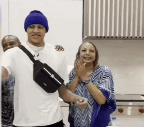 這個27號光頭，就是你們說的塔圖姆吧