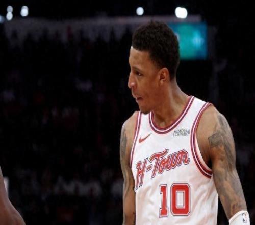 轟21+10！火箭1.22億沒白花，22歲新星蛻變大贏家