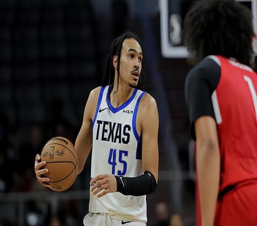 發(fā)展聯(lián)盟的頂級(jí)得分手，前猛龍次輪秀在獨(dú)行俠二隊(duì)表現(xiàn)相當(dāng)突出