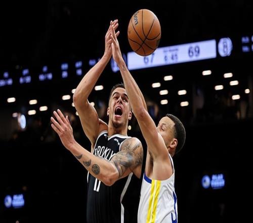 打爆了勇士的防線，籃網(wǎng)鋒線大將能否引起季后賽級(jí)別球隊(duì)的關(guān)注