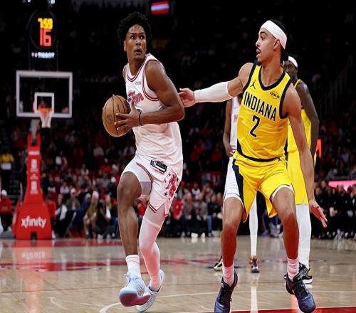 面對弱旅步行者又打出了全能表現(xiàn)，但火箭后場新星的問題依然明顯