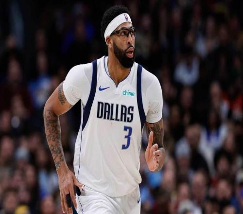 獨(dú)行俠安東尼戴維斯交易傳聞圍繞活塞和猛龍，但傳聞?dòng)兴鶞p少