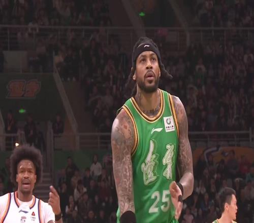 想要回歸廣東隊莫蘭德徹底擺爛，楊鳴被坑慘了，遼寧男籃換外援