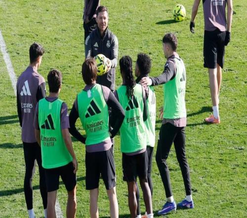 阿斯：對陣貝蒂斯不會威脅到阿隆索的帥位，除非出現(xiàn)大崩盤