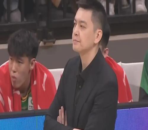 真相大白！遼寧男籃4連敗原因曝光，急盼趙繼偉回歸，楊銘憋大招