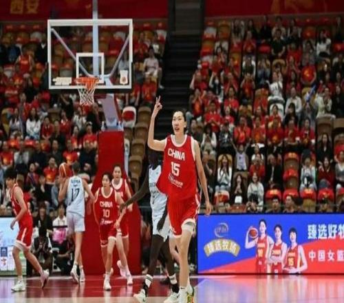 中國女籃公布15人集訓名單未召入李夢、李緣、王思雨