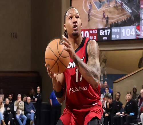 面對(duì)火箭二隊(duì)難得打出攻守兼?zhèn)涞谋憩F(xiàn)，熱火后場(chǎng)新星能否保持水準(zhǔn)