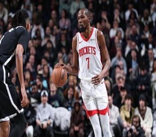 杜蘭特超越滑翔機(jī)成火箭隊(duì)史單場(chǎng)貢獻(xiàn)20分10助攻的最高齡球員