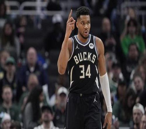 字母哥生涯158次單場至少得到30+10+5！獨(dú)居歷史第一