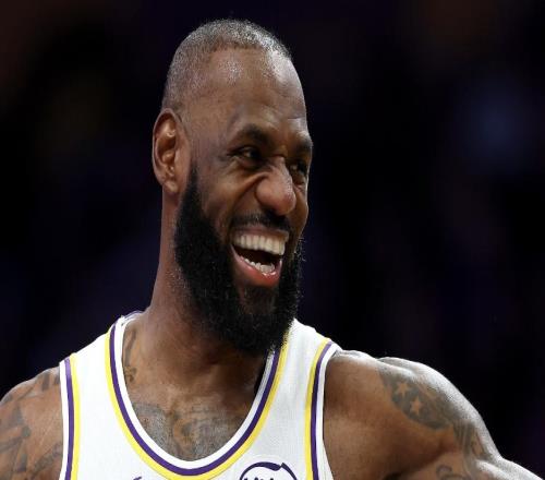 湖人128121灰熊球員評價：5人優(yōu)秀，2人及格，2人低迷