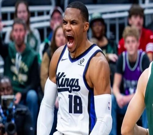 威少里程碑夜慘敗，太陽6戰(zhàn)5勝搶鏡！感謝火箭8換1杜蘭特促成雙贏