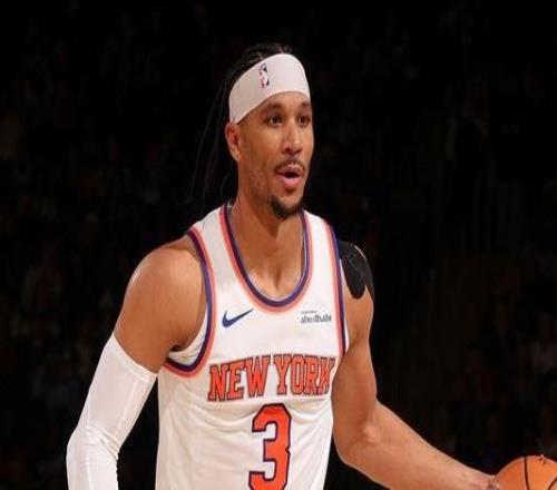 尼克斯官方：哈特正在进行一些轻度的场上训练一周后将接受复查