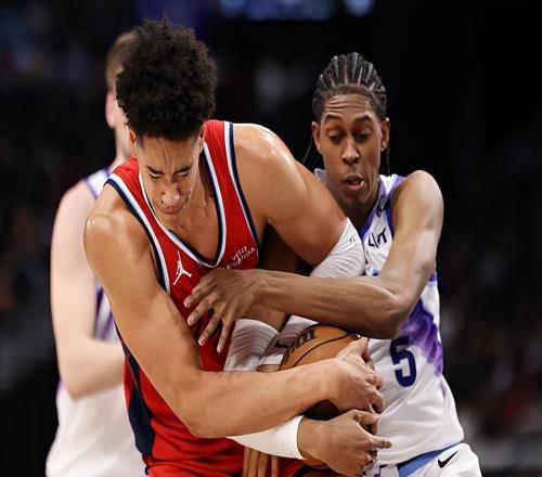 天賦都要溢出了！快船甚至可以考慮讓內(nèi)線新秀進(jìn)入先發(fā)陣容