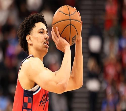 真是越打越好了！快船鋒線新秀在攻防兩端的作用都開(kāi)始體現(xiàn)出來(lái)了