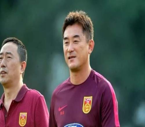 津門虎試訓(xùn)中乙前鋒戴偉浚告別申花浙江看中傅博人脈