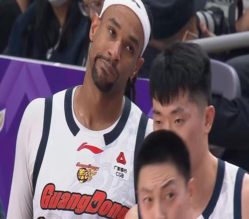 不打了！廣東“真核”第一階段報銷，這可是杜鋒的爭冠籌碼！