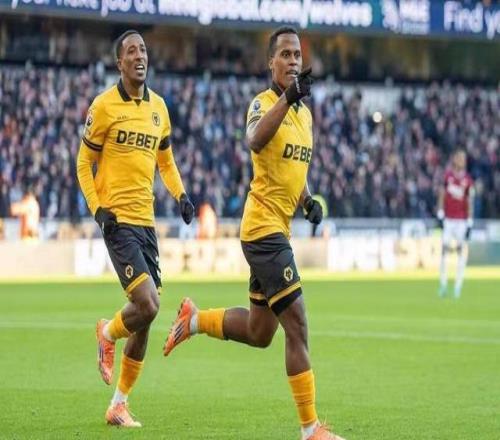 話題踢到20輪才取首勝狼隊(duì)若能保級(jí)絕對(duì)是奇跡