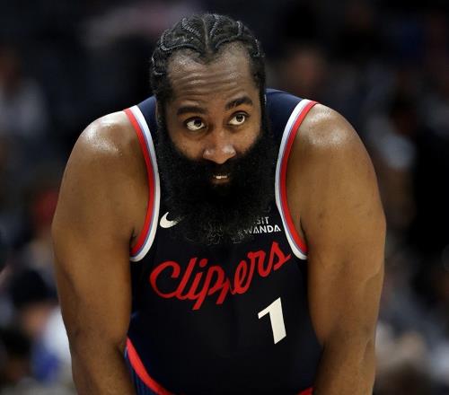 146分+24記三分！綠軍造31分慘案，布朗刷爆NBA紀(jì)錄，快船太難了