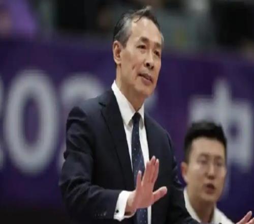 北京7477廣廈遭三壞消息！許利民戰(zhàn)術(shù)弊端，曾凡博+外援全崩！