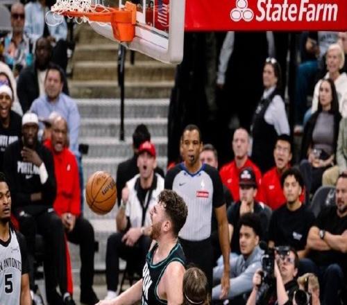 生涯之夜，克林根12中9砍生涯新高24分+12板4助，三分5中3