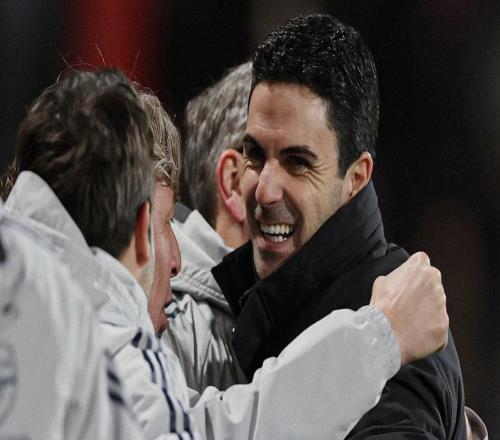 塔帥：賴斯過去幾天身體狀況不太好，但一再努力讓自己可出戰(zhàn)