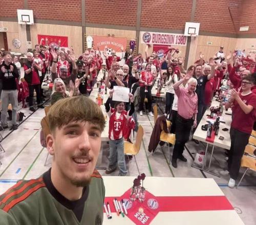 叛徒还是追梦拜仁小将想去皇马引发球迷怒火！