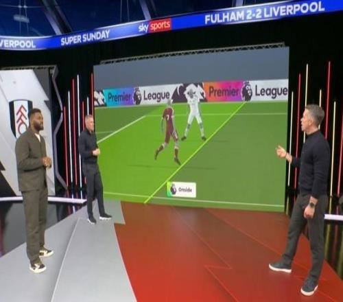 卡拉格：在我看來(lái)維爾茨的進(jìn)球越位，可以看看點(diǎn)球點(diǎn)