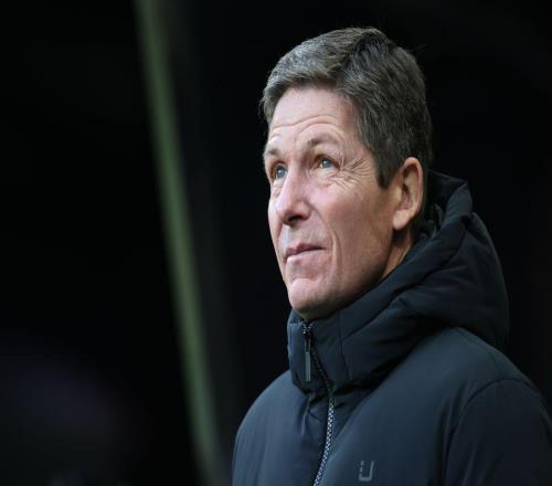 格拉斯納執(zhí)教曼聯(lián)費迪南德：絕對不可能，因為他使用三中衛(wèi)