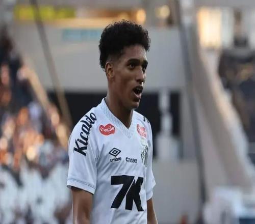 TA：熱刺800萬(wàn)英鎊報(bào)價(jià)桑托斯左后衛(wèi)索薩被拒