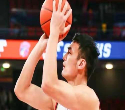 咋做到的晉蘇戰(zhàn)0分0板，出戰(zhàn)4分鐘，5犯離場，在場時(shí)球隊(duì)輸8分