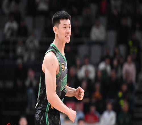 摸著杜鋒過河！遼籃搞定單場68分外援，楊鳴棄用水貨，對狀元不滿