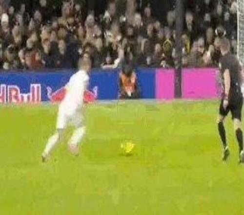 【英超】超戲劇！補(bǔ)時(shí)階段各進(jìn)1球！利物浦2比2富勒姆