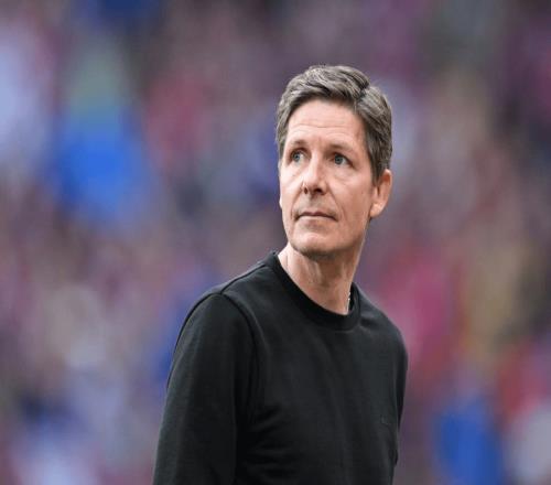 曼联新帅5大候选曝光哈维主动请缨水晶宫主帅今夏或携3爱将来投