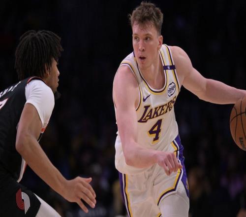 湖人隊(duì)克內(nèi)希特必須展現(xiàn)出怎樣的實(shí)力，才能留在湖人輪換陣容中