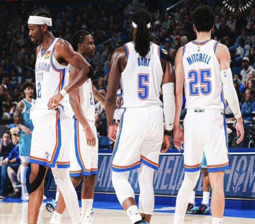 狂輸27分！聯(lián)盟第一10場(chǎng)5敗，勇士保住73勝紀(jì)錄，森林狼主帥立功